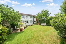 Crecy Gardens, Redbourn, AL3 photo 11