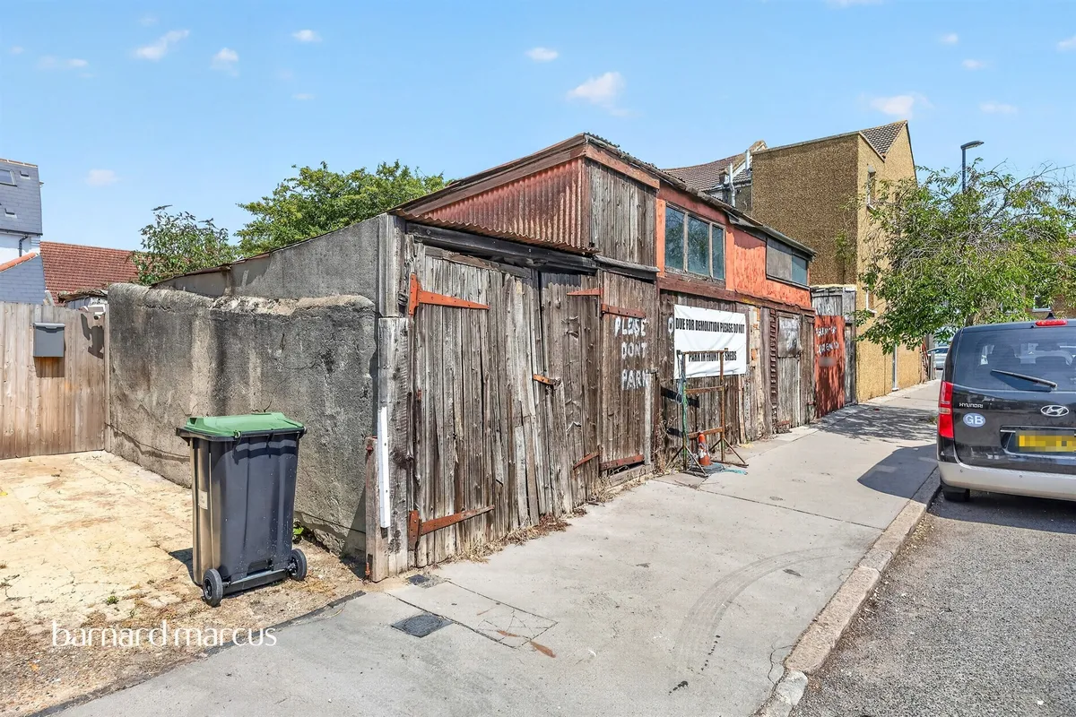 Dartnell Road, Croydon