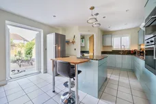 Church Road, West Byfleet, KT14 photo 2