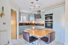 Church Road, West Byfleet, KT14 photo 3