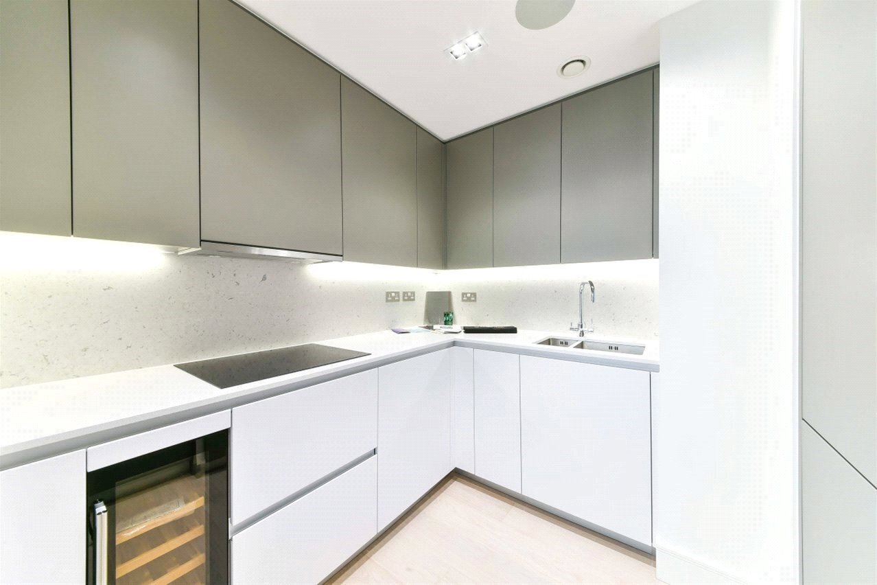 Carrara Tower,, 250 City Road,, Islington, London, EC1V Image 4