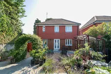 Church Road, West Byfleet, KT14 photo 16
