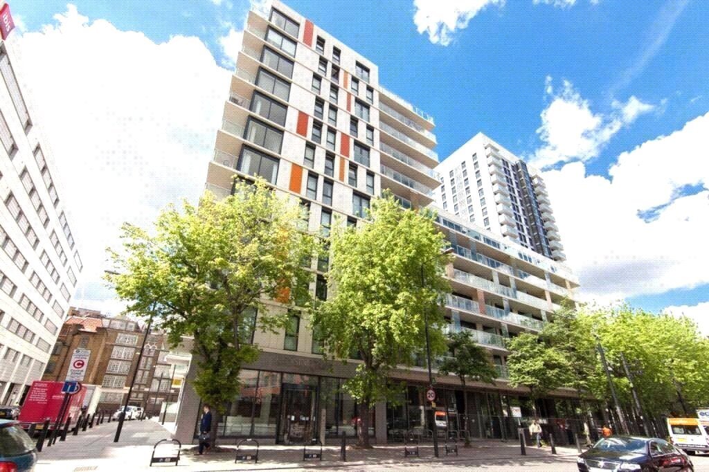 Kensington Apartments, Aldgate East, London, E1 Image 2