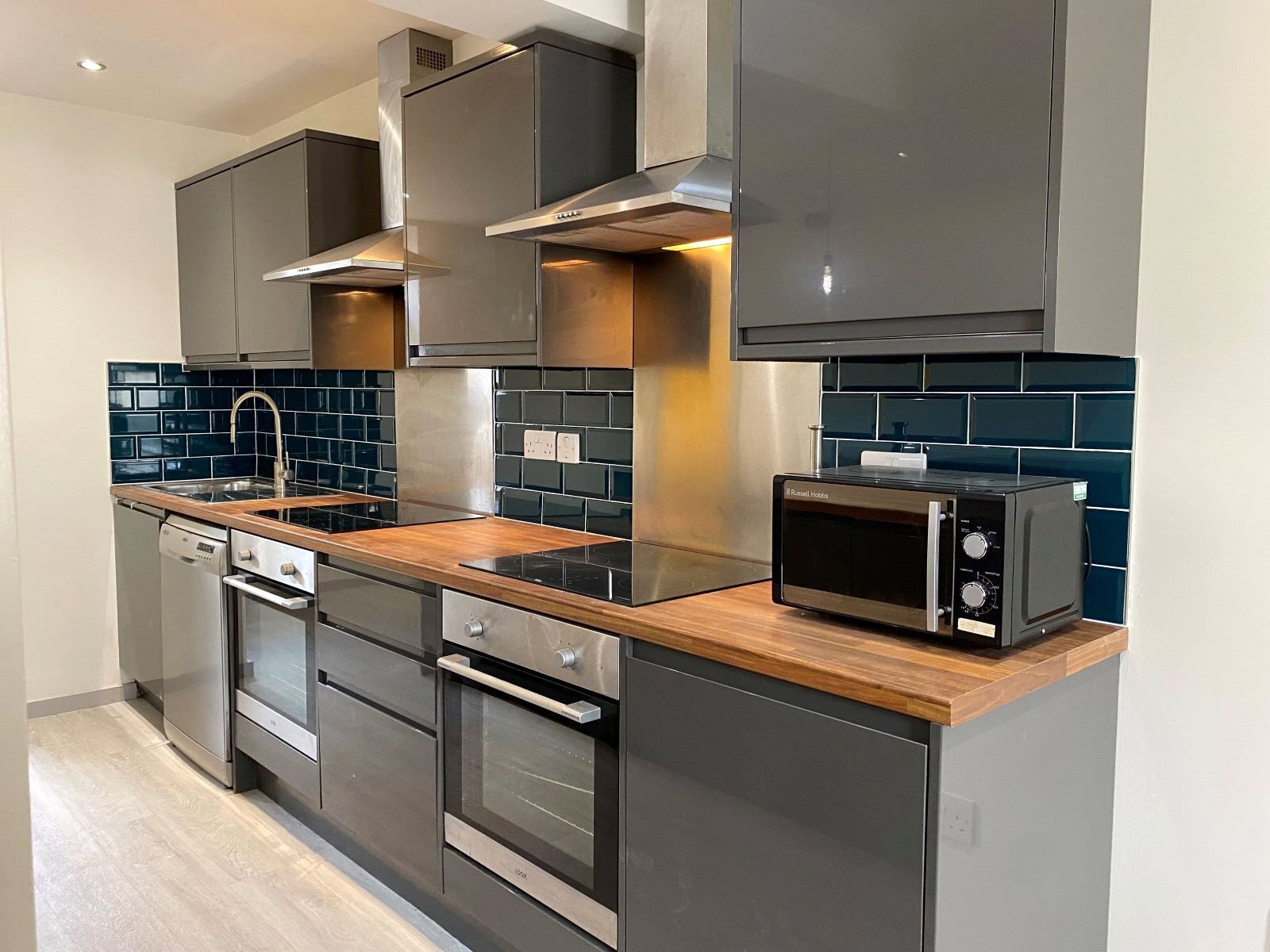 13 Brook Street, Huddersfield, HD5 Image 5