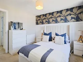 Ramleaze Drive, Salisbury thumb 2