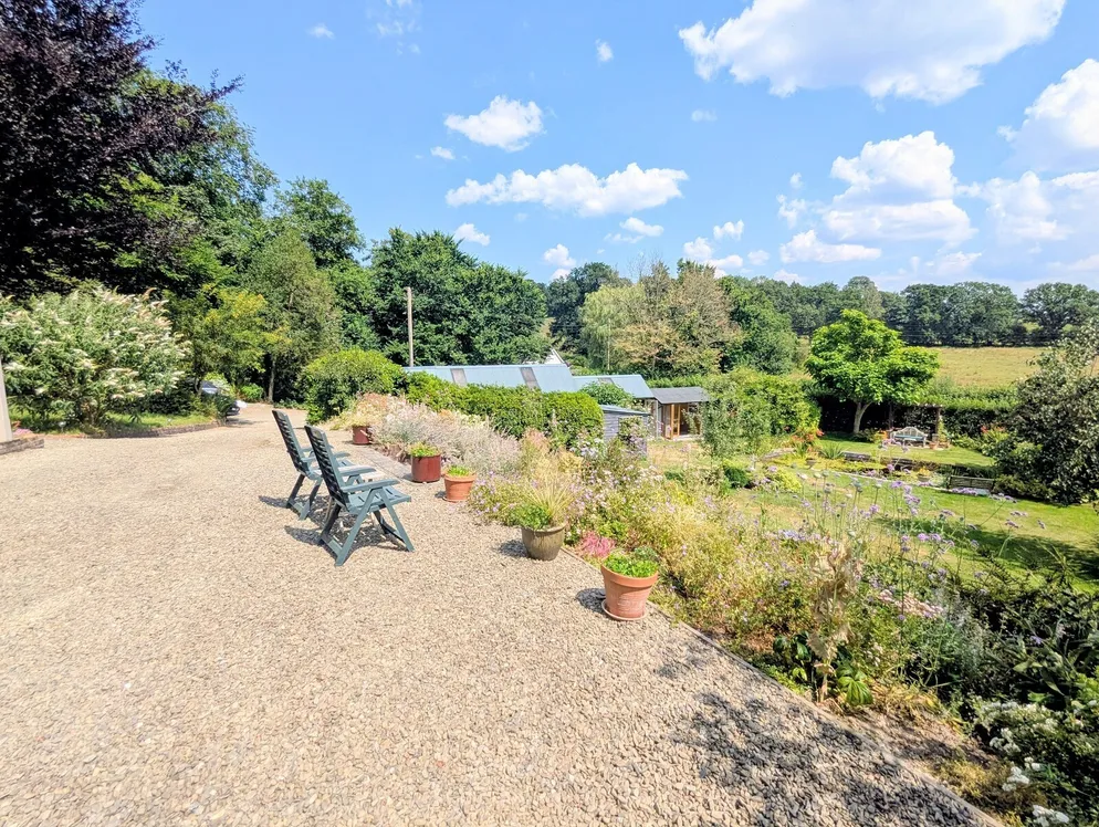 Property carousel item 26
