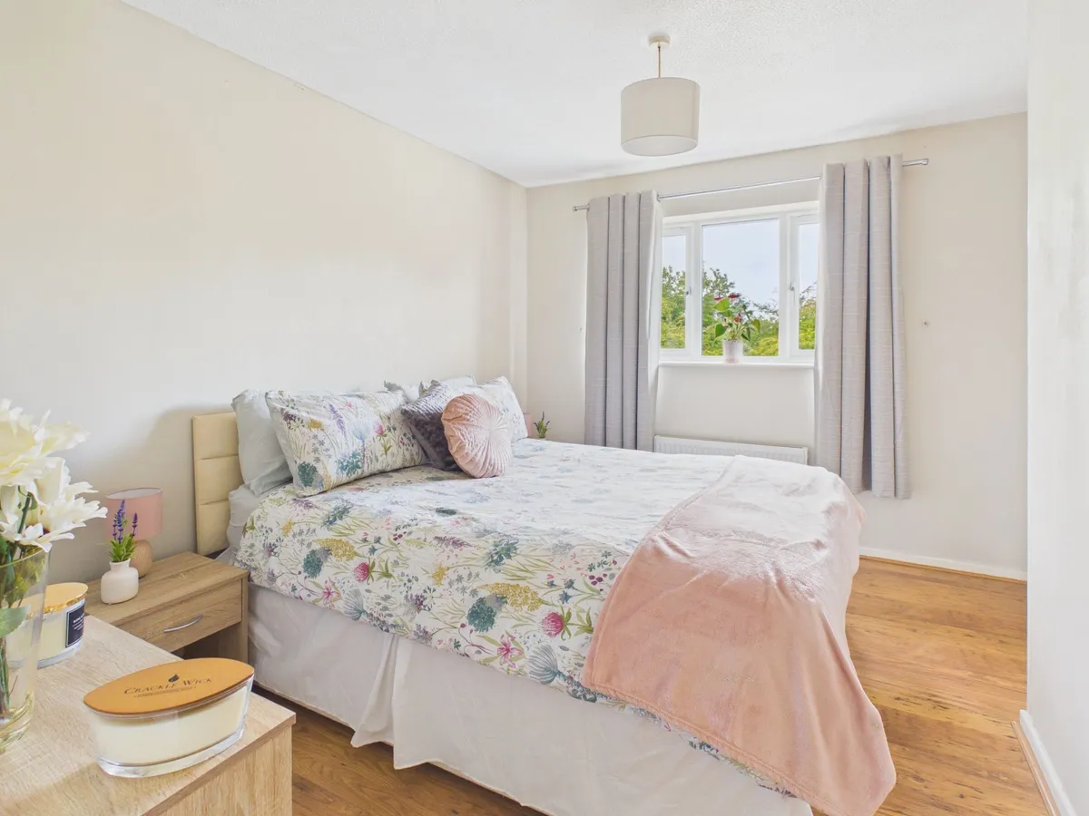 Greenacres, Barry, CF63