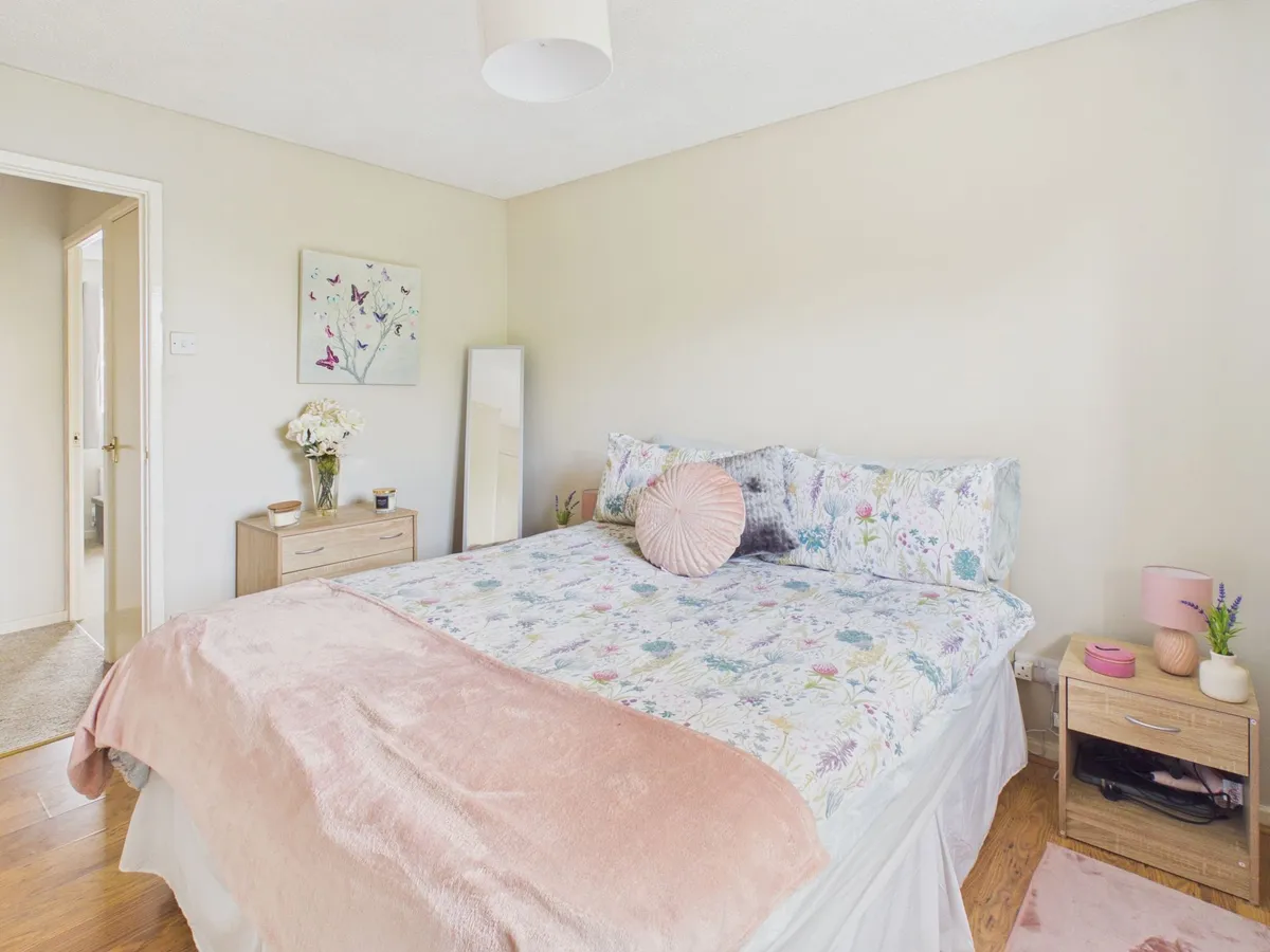 Greenacres, Barry, CF63