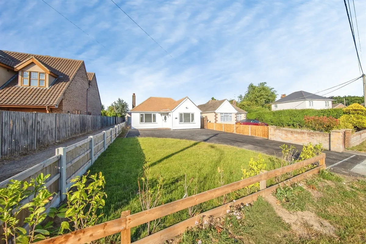 Weeley Road, Little Clacton, Clacton-On-Sea