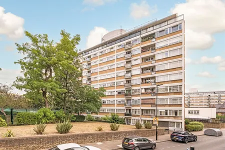 Churchill Gardens, London, SW1V