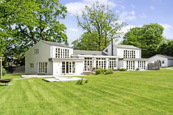 Plawhatch Lane, Sharpthorne, RH19