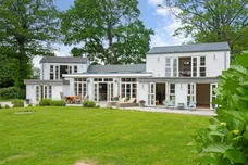 Plawhatch Lane, Sharpthorne, RH19 photo 3