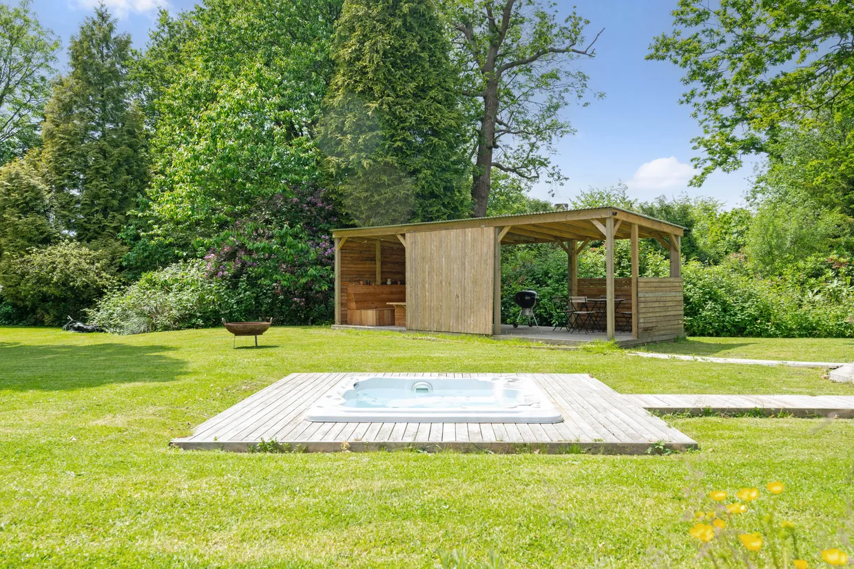 Plawhatch Lane, Sharpthorne, RH19 photo 18