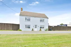 Frampton Roads, Frampton, Boston