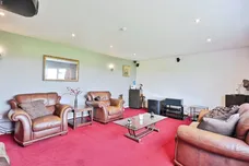 Frampton Roads, Frampton, Boston