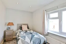 Frampton Roads, Frampton, Boston