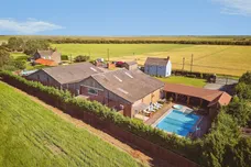 Frampton Roads, Frampton, Boston