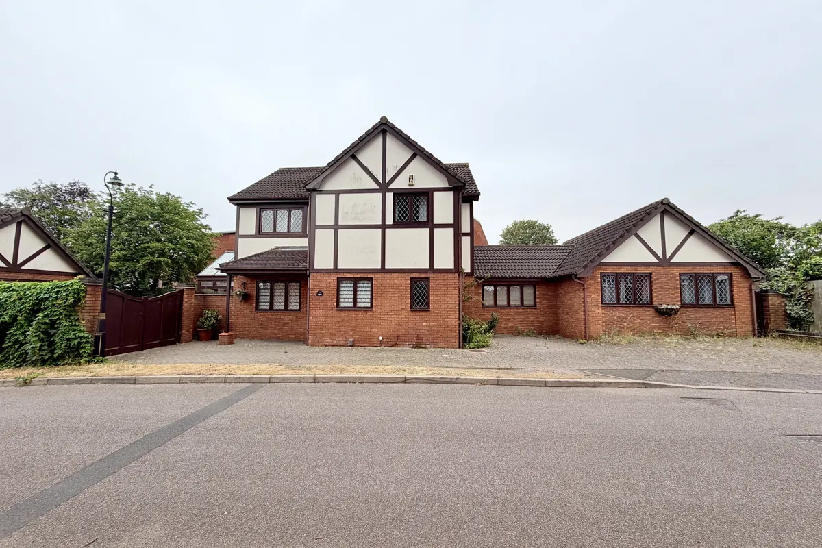 Millers Close, RUSHDEN