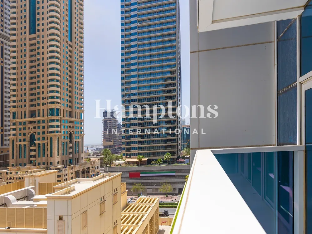 Dubai Marina