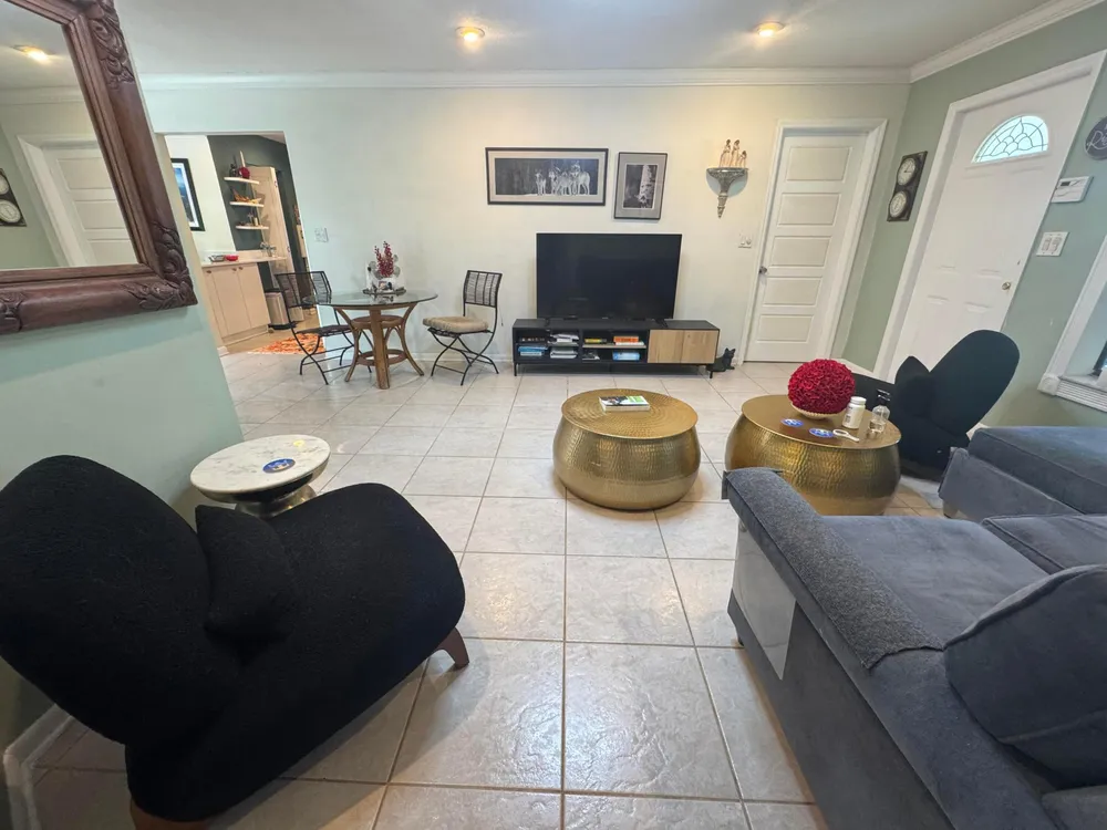 3421 SW 15th St, Fort Lauderdale, FL 33312