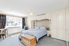 Gatesmead, Haywards Heath