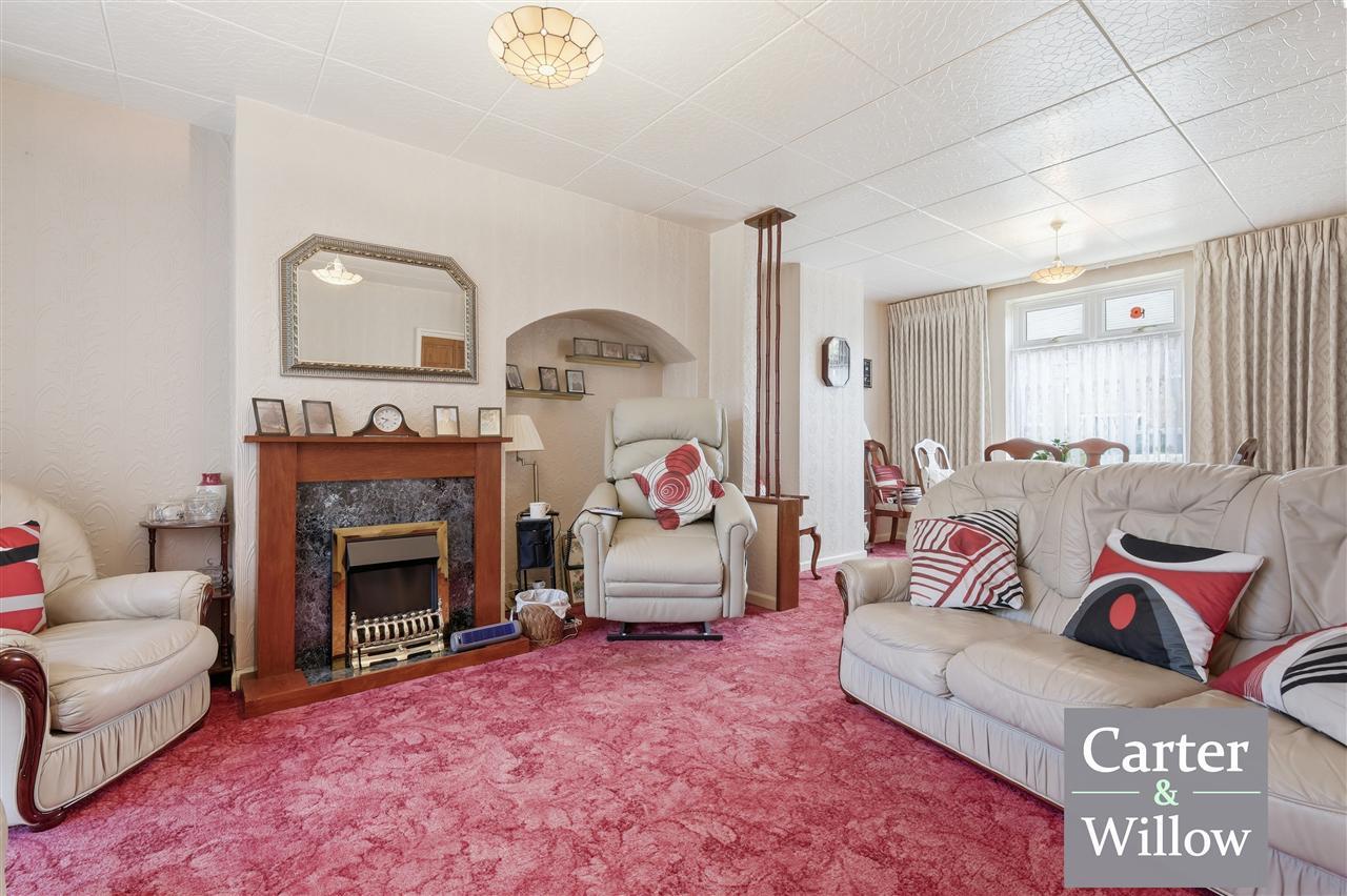 Ilchester Road, Dagenham, Essex Image 5