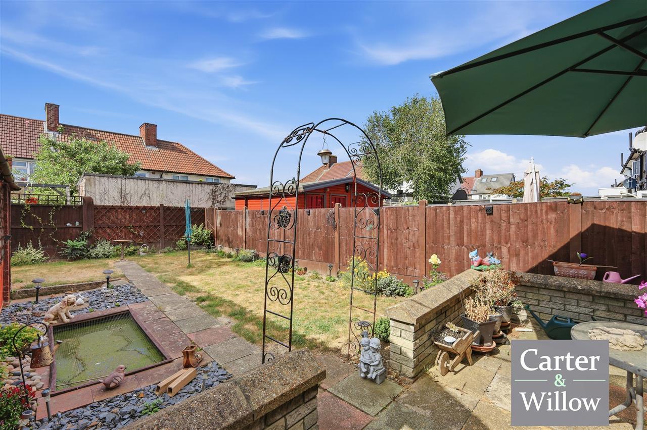 Ilchester Road, Dagenham, Essex Image 16