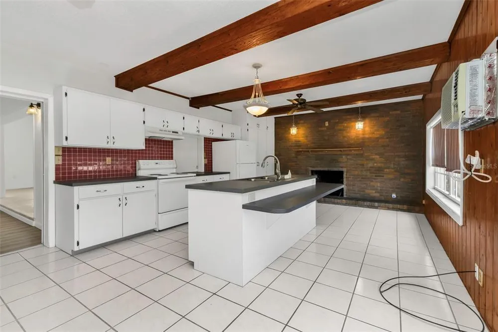 21533 Midway Blvd, Port Charlotte, FL 33952