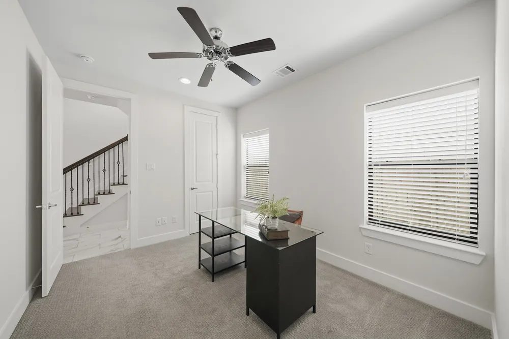 1022 Green Kensington Dr, Houston, TX 77008