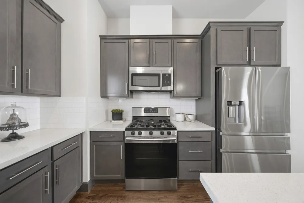 1022 Green Kensington Dr, Houston, TX 77008