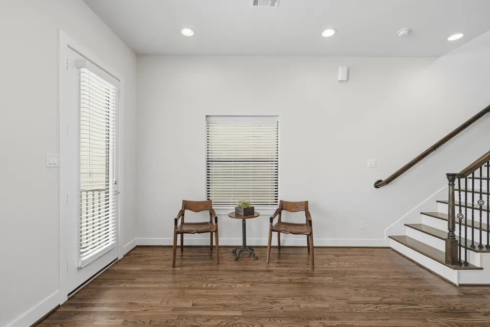 1022 Green Kensington Dr, Houston, TX 77008