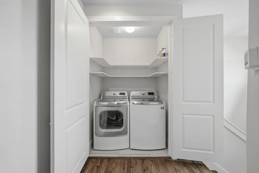 1022 Green Kensington Dr, Houston, TX 77008