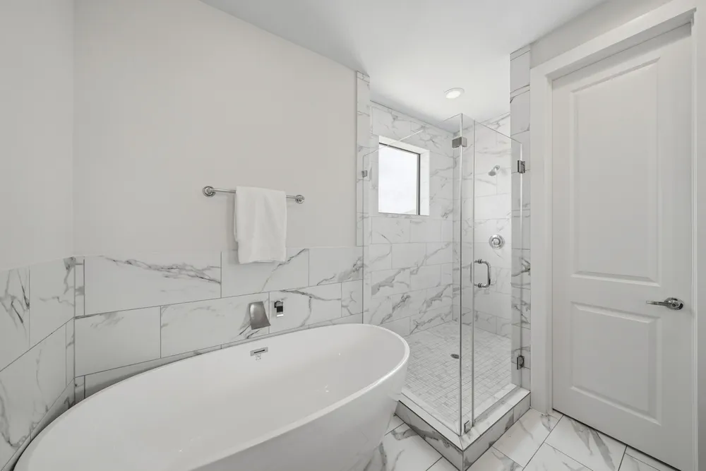 1022 Green Kensington Dr, Houston, TX 77008
