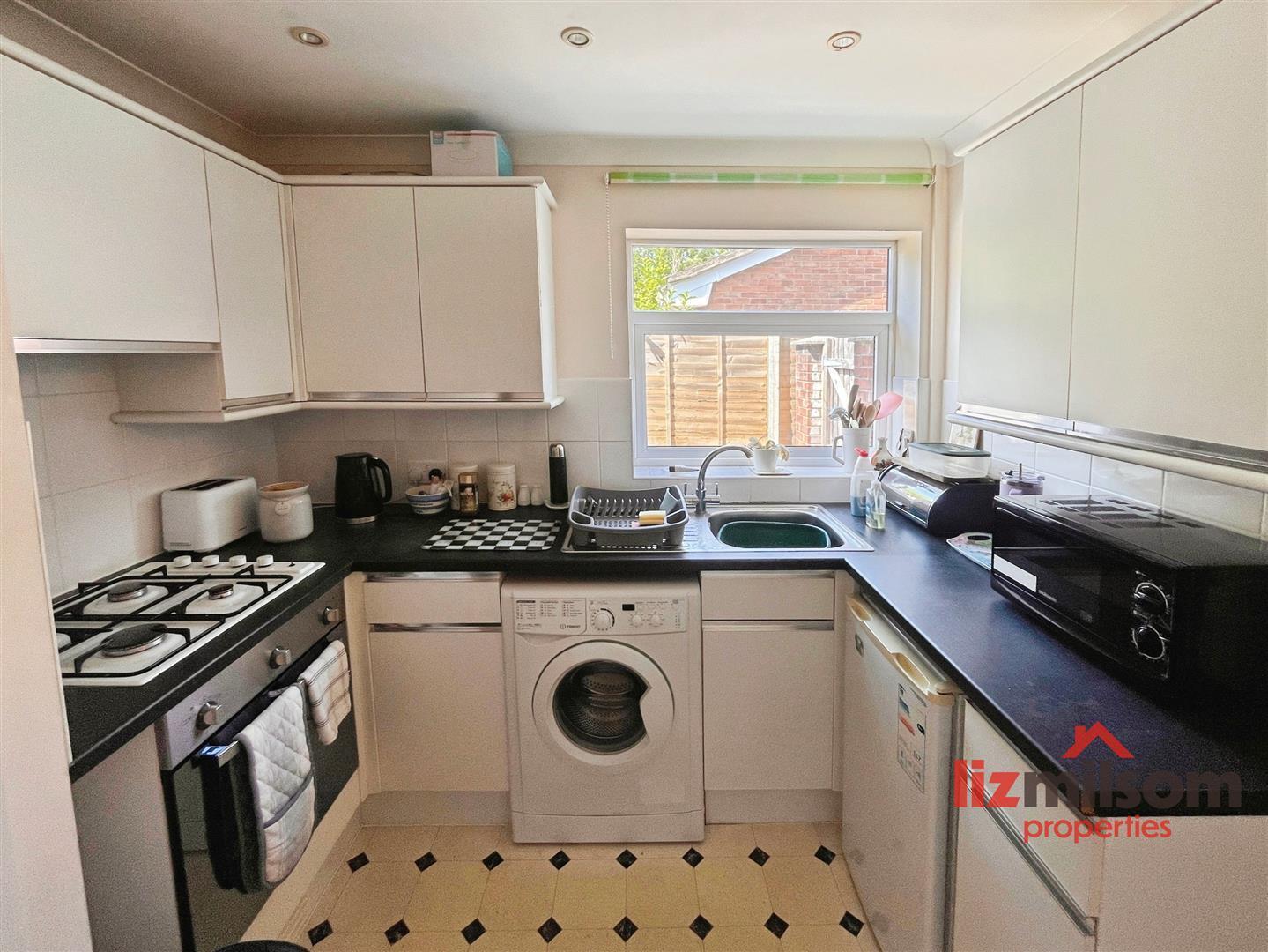 Meadow Lane, Newhall, Swadlincote Image 3