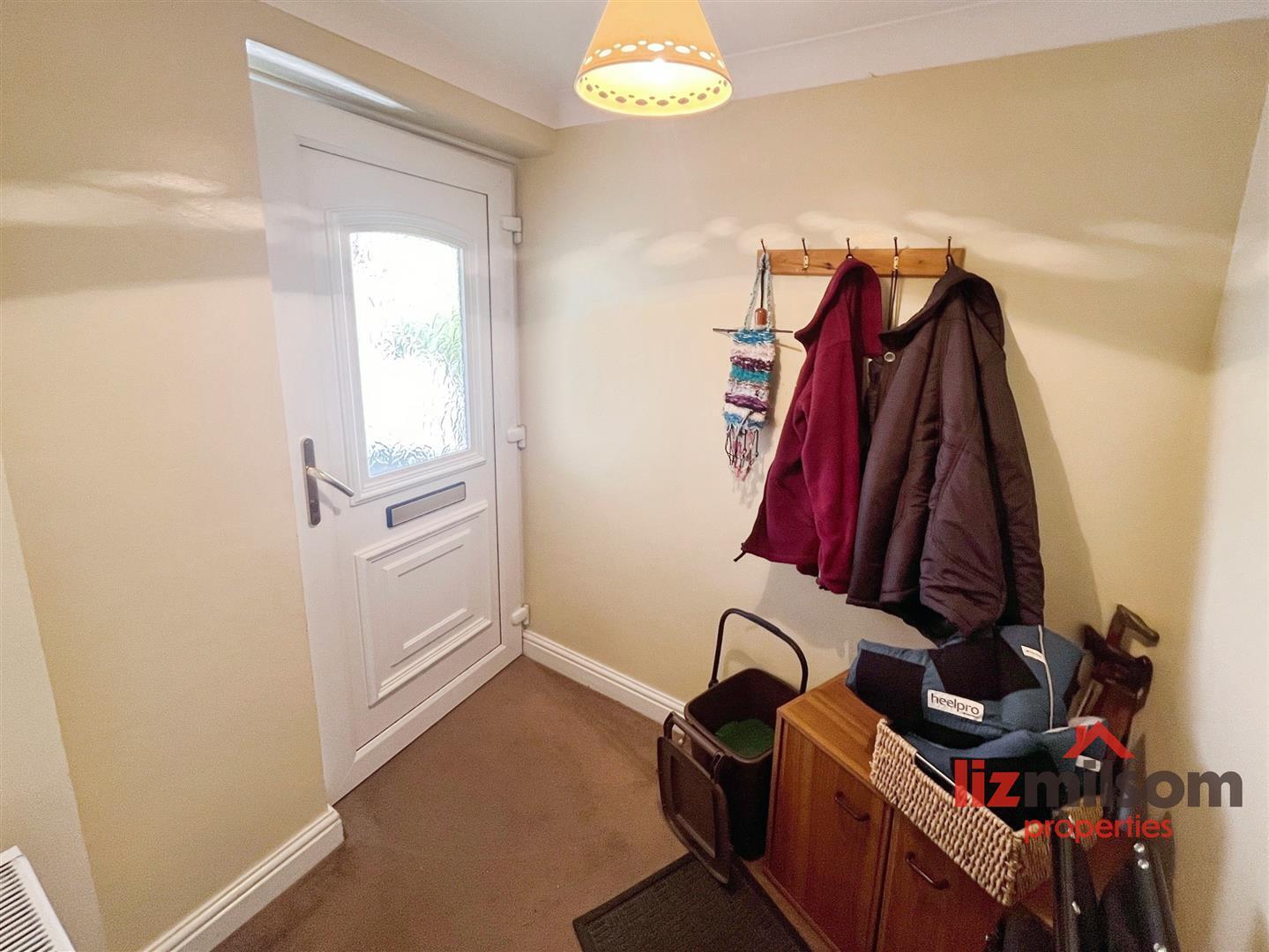 Meadow Lane, Newhall, Swadlincote Image 7