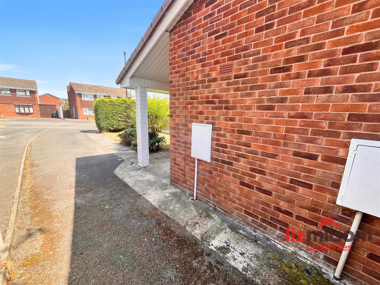 Meadow Lane, Newhall, Swadlincote Image 15
