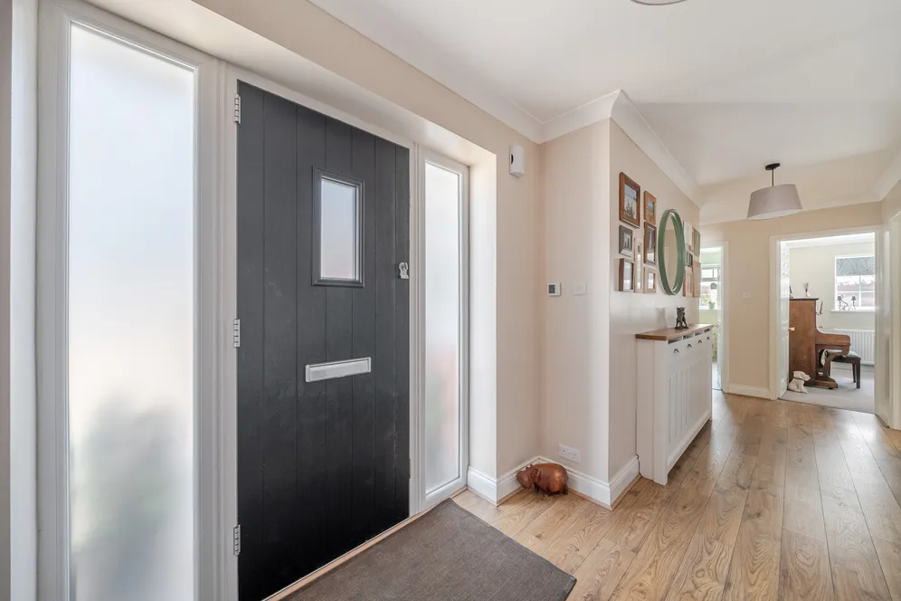 Briar Glen, Cookham, Maidenhead, SL6 photo 7
