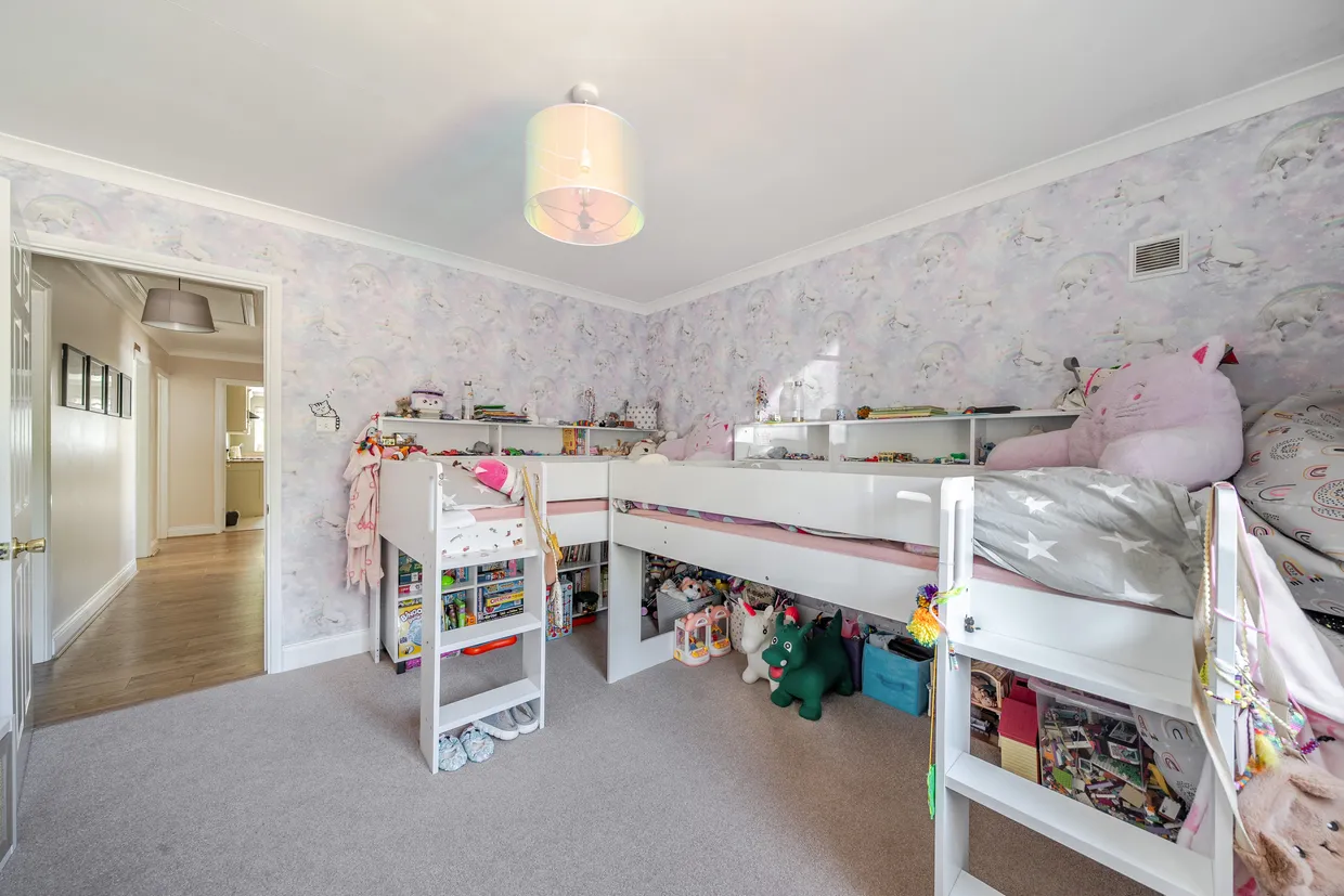Briar Glen, Cookham, Maidenhead, SL6 photo 9