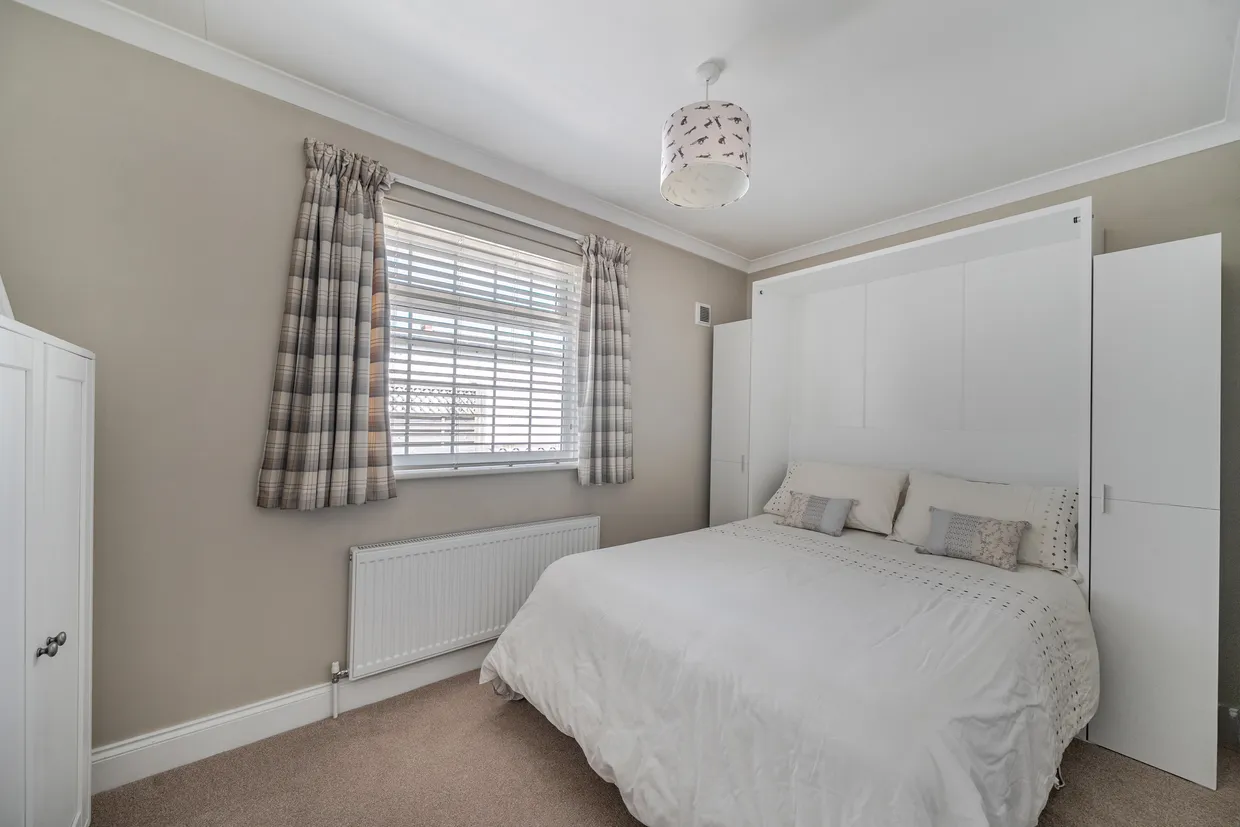 Briar Glen, Cookham, Maidenhead, SL6 photo 10