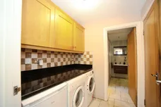 Clos Myddlyn, Beddau, Pontypridd