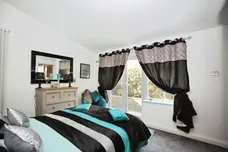 Clos Myddlyn, Beddau, Pontypridd