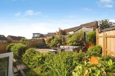 Clos Myddlyn, Beddau, Pontypridd