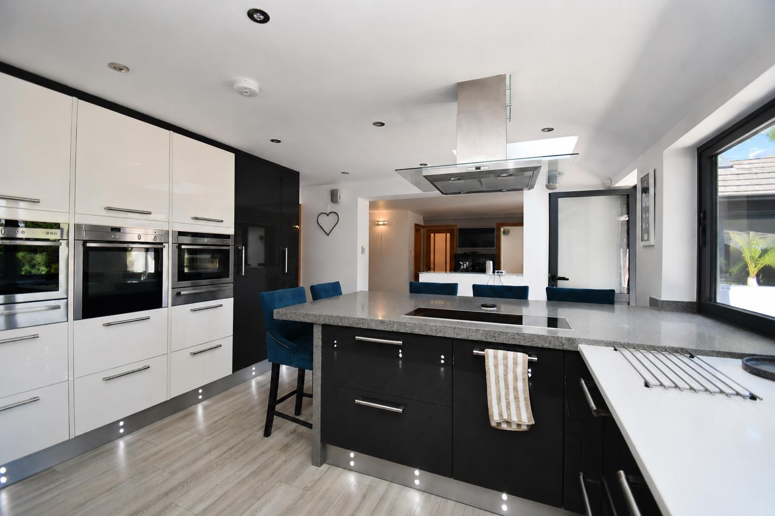 Fountain Close, Hessle Image 11