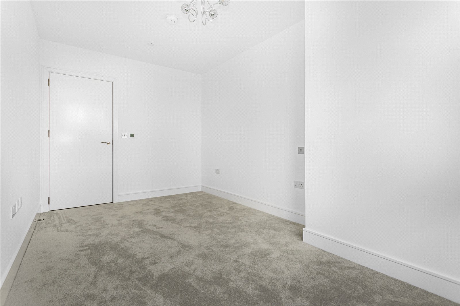 Healum Avenue, Southall, UB2 Image 4