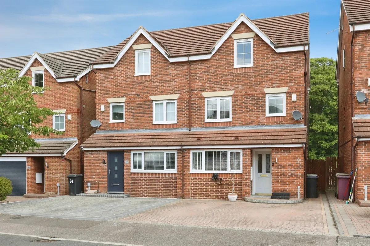 St. Matthews Close, Renishaw, Sheffield