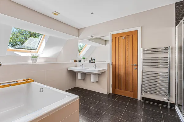 Jesslyn Close, Weston Favell Village, NN3 photo 18