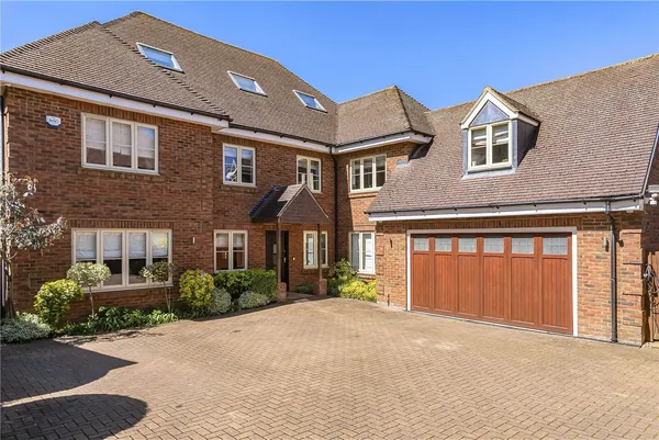 Jesslyn Close, Weston Favell Village, NN3 photo 27