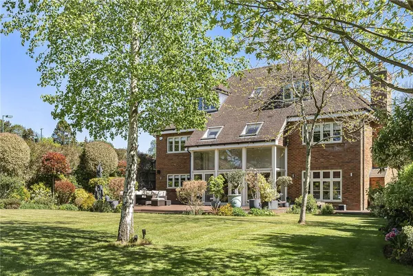 Jesslyn Close, Weston Favell Village, NN3 photo 29