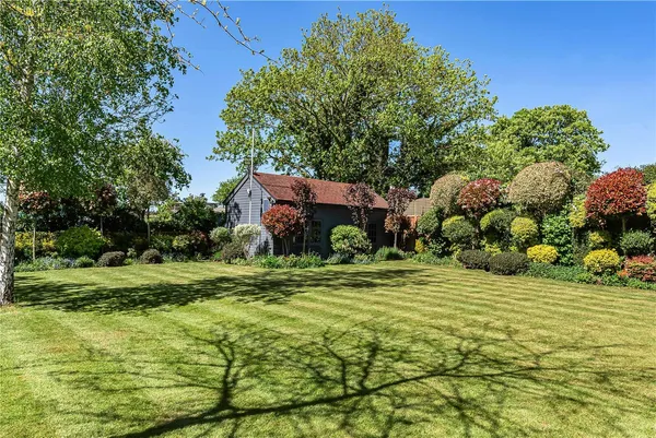 Jesslyn Close, Weston Favell Village, NN3 photo 30