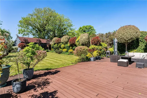 Jesslyn Close, Weston Favell Village, NN3 photo 33